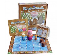 La boite du jeu de société Babushka avec le matériel